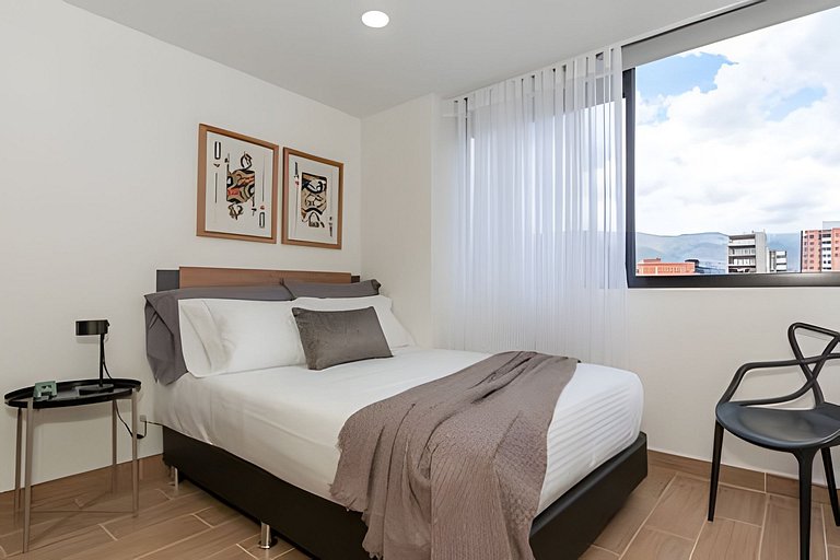 81| Loft para pareja con ubicación estrategica MED