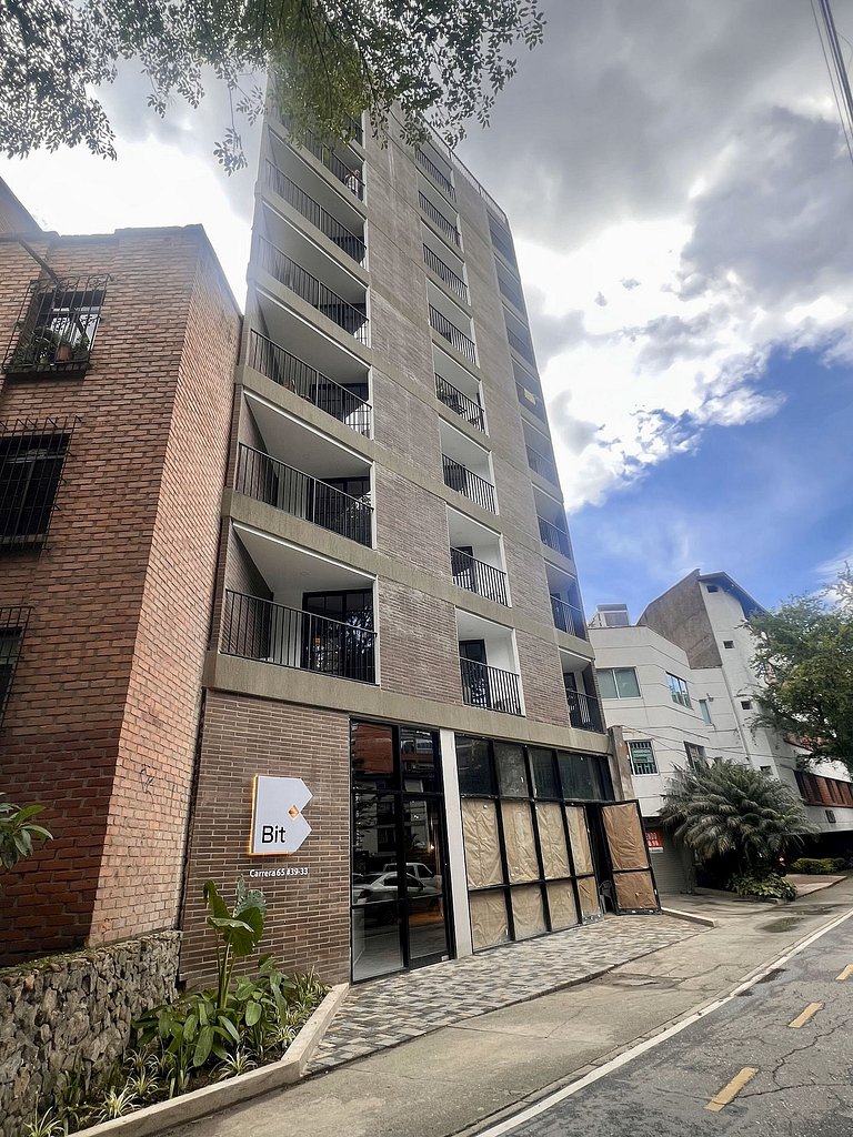 BIT | Escápate a Medellín: Cómodo loft para dos