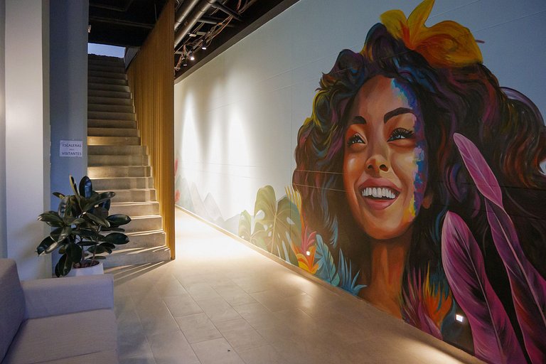 Loft moderno con balcón • Cerca de Plaza Mayor