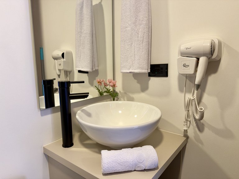 Acogedora Suite para Parejas en Laureles