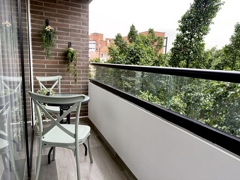 Luminoso & Acogedor Apartaloft en Laureles
