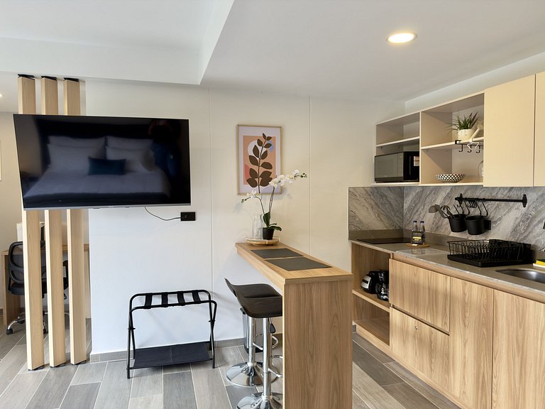 Luminoso & Acogedor Apartaloft en Laureles