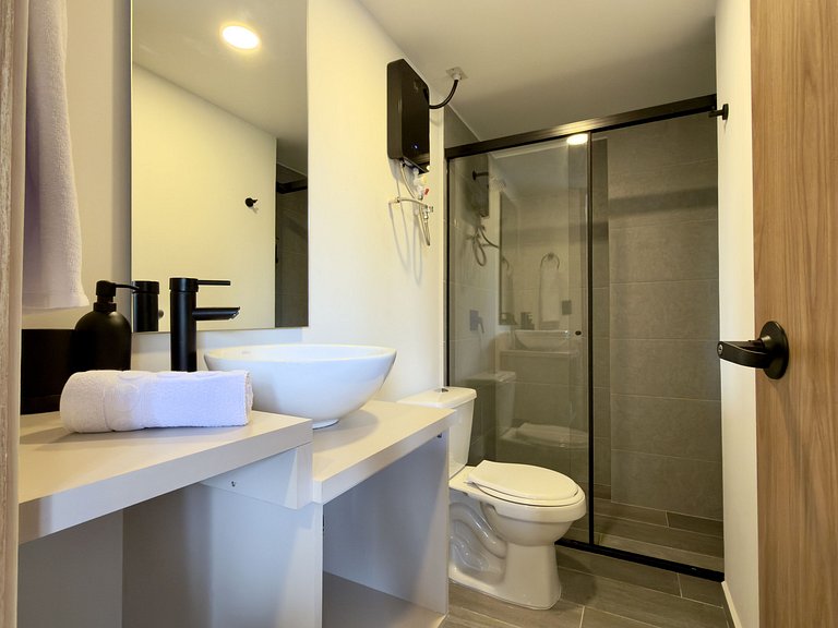 Luminoso & Acogedor Apartaloft en Laureles