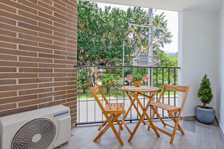 Escápate a Laureles · Loft nuevo y equipado